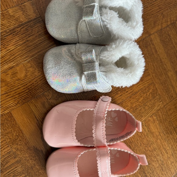 Two pairs of baby shoes for girls (A pair of ballet flats & boots sold together) - Picture 5 of 7